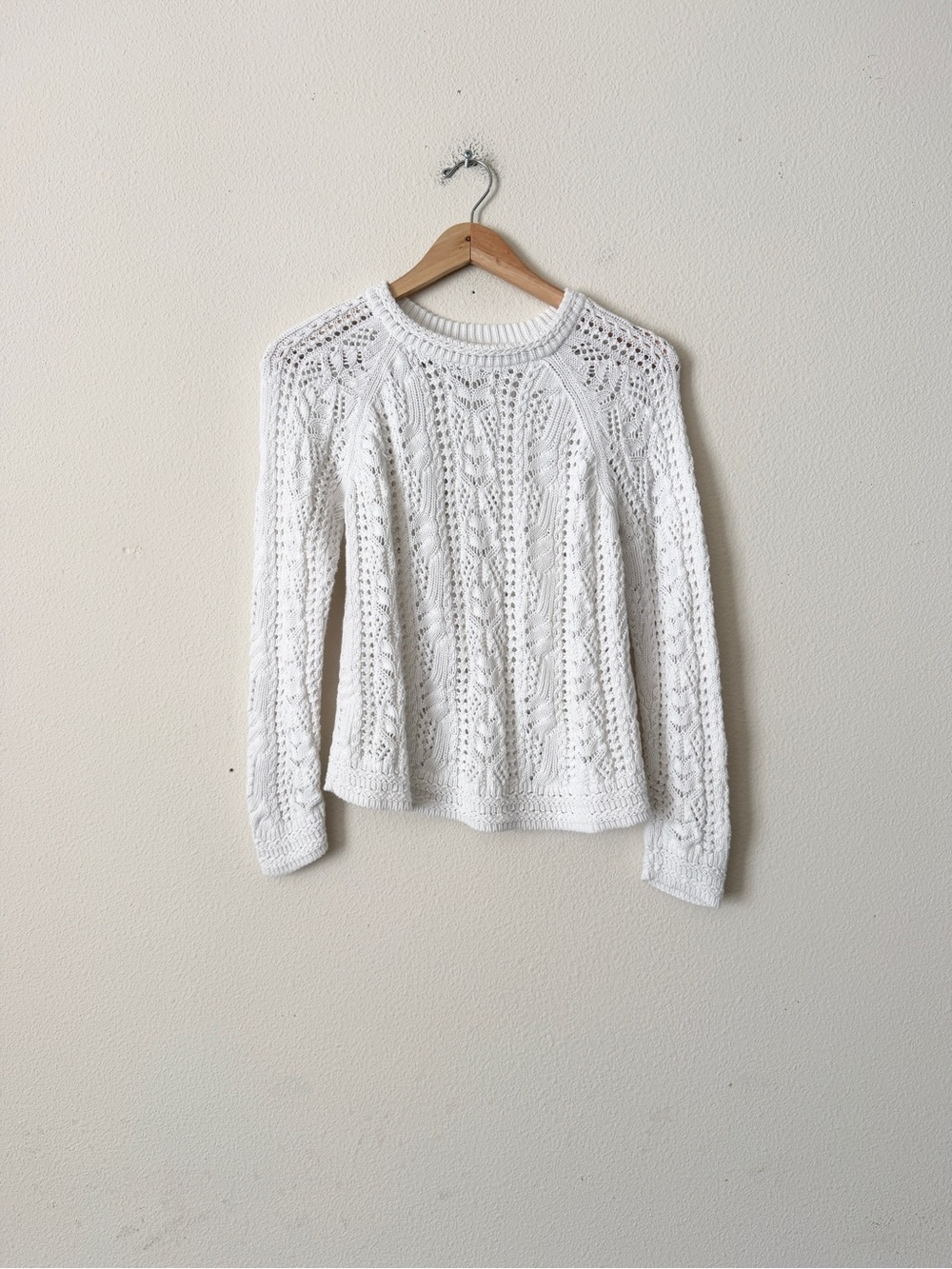 Sezane MEDIUM Zachary crochet knit crewneck jumper sweater in Ecru - Picture 3 of 7